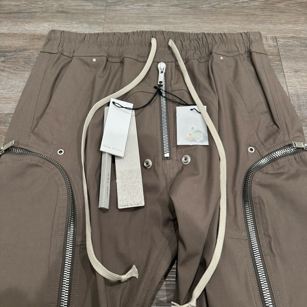 Rick Owens Bauhaus Cargo Drawstring Pants in Dust - Picture 5 of 15